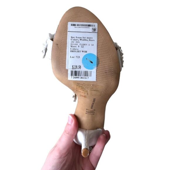 NWT! INC | Rosiee 3D Floral White Bridal Shoes (5M) - Picture 7 of 11